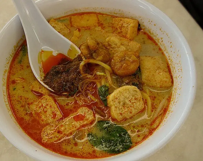 7 Best Curry Mee in Penang you Can't Miss - Penang Insider